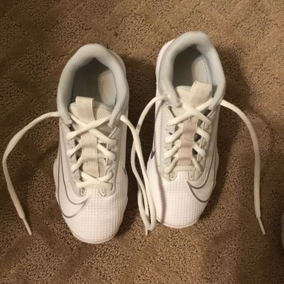 Nike Vapor Edge Shark 2 BG Cleats Little Girls Size 13 - Picture 2 of 8